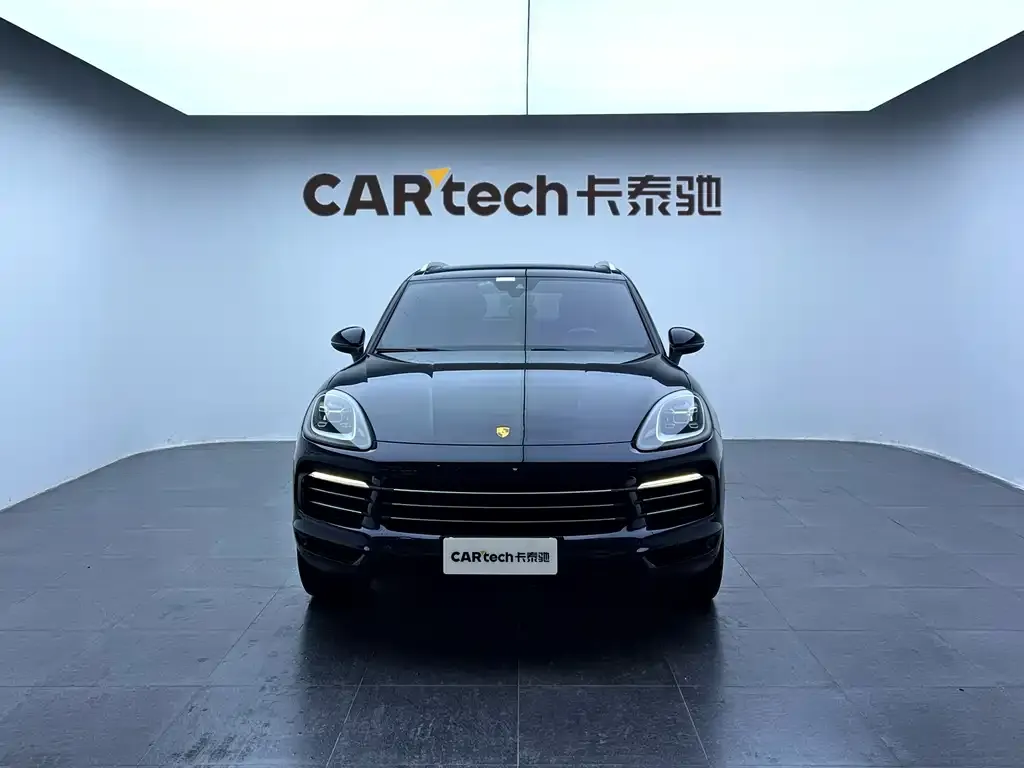 Porsche Cayenne Hybrid 2022 из CN, фото 2