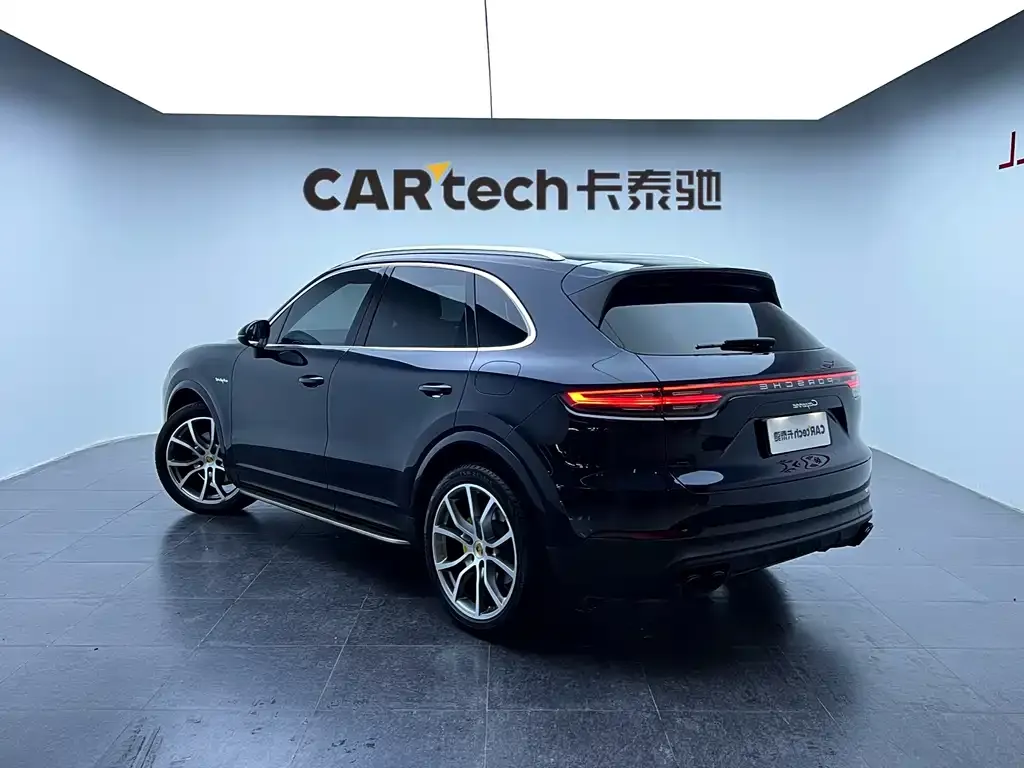 Porsche Cayenne Hybrid 2022 из CN, фото 7