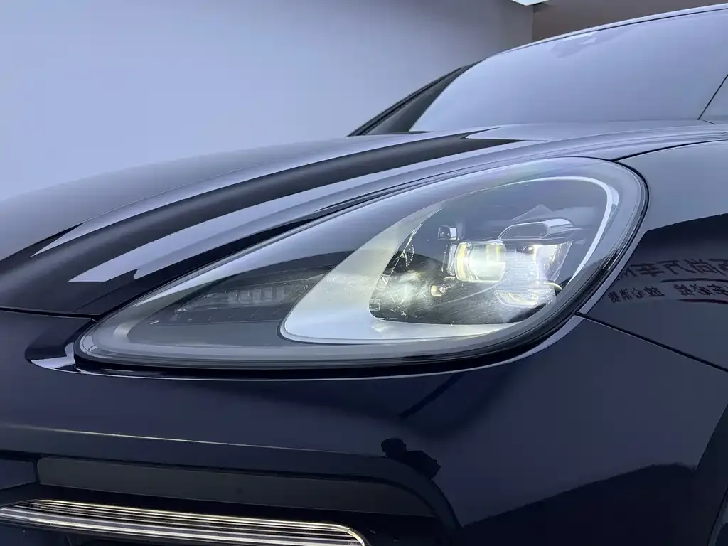 Porsche Cayenne Hybrid 2022 из CN, фото 8
