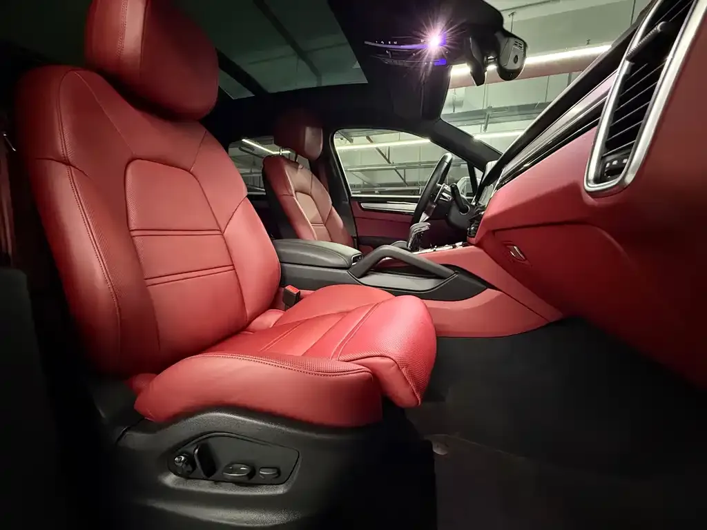 Porsche Cayenne 2023 из CN, фото 7