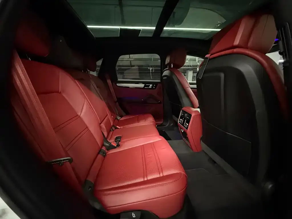 Porsche Cayenne 2023 из CN, фото 9