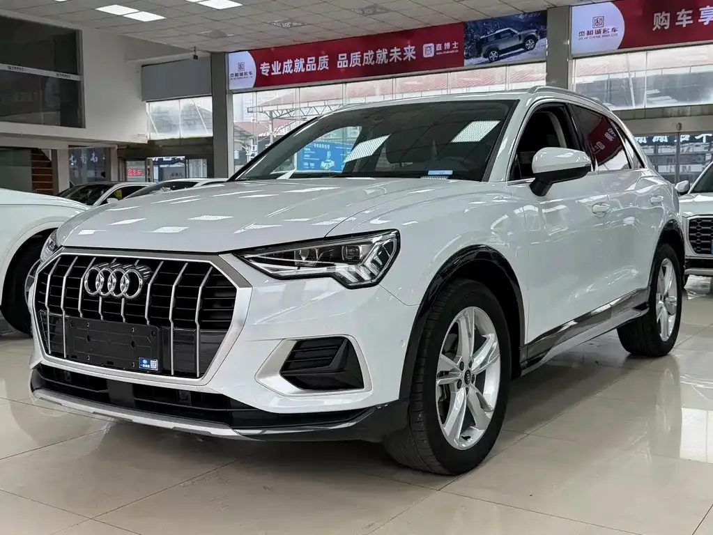 Audi Q3 2022 из CN, фото 1