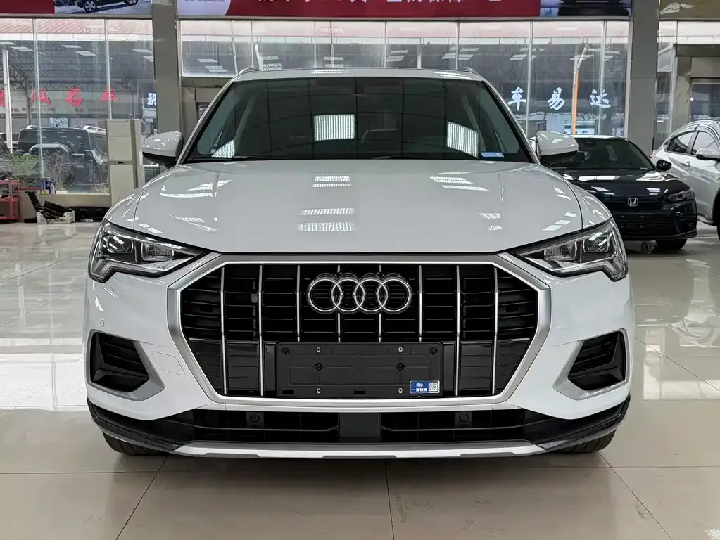 Audi Q3 2022 из CN, фото 2