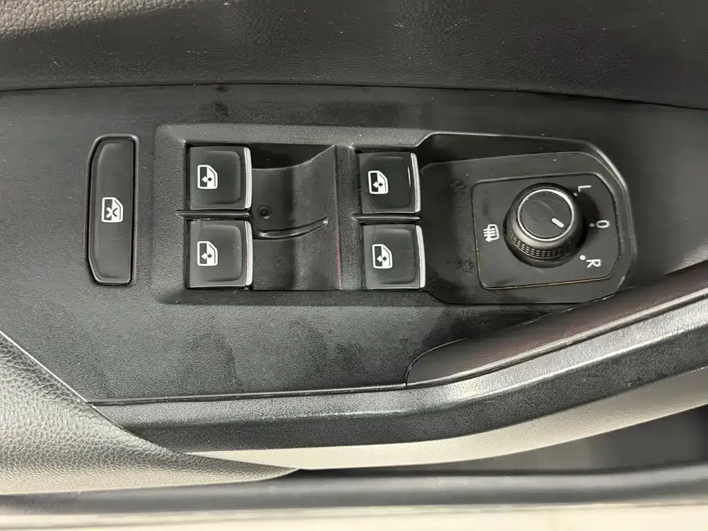 Volkswagen Sagitar 2022 из CN, фото 9