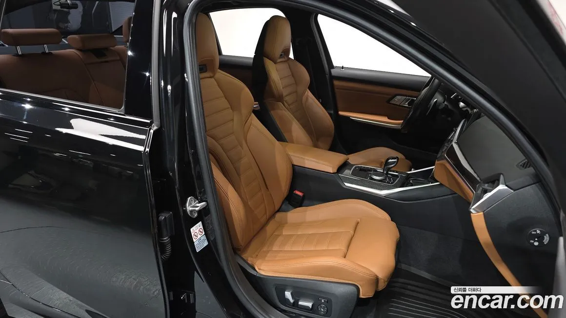 BMW 3-Series 2022 из KR, фото 10