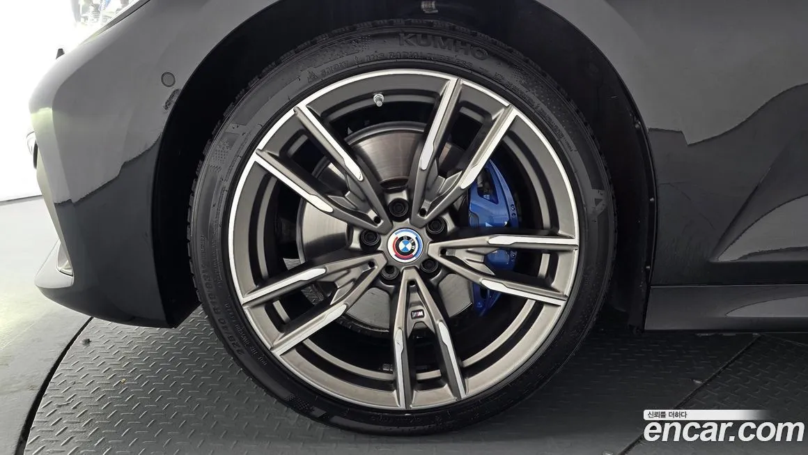 BMW 3-Series 2022 из KR, фото 5