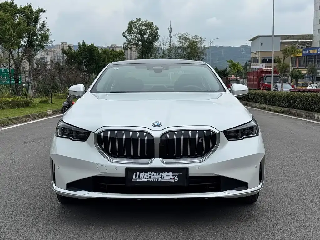 BMW i5 2024 из CN, фото 2