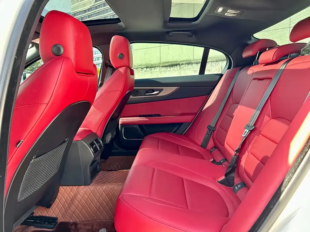 Jaguar XEL 2023 из CN, фото 10