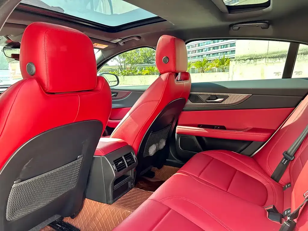 Jaguar XEL 2023 из CN, фото 9