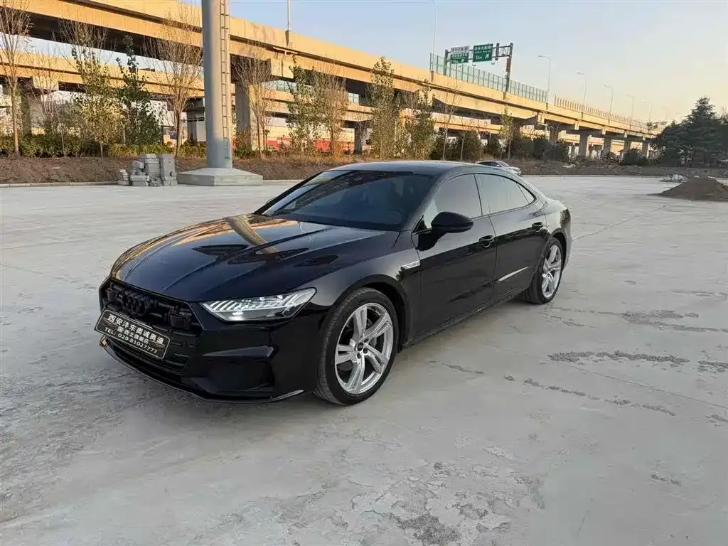 Audi A7L 2023 из CN, фото 5