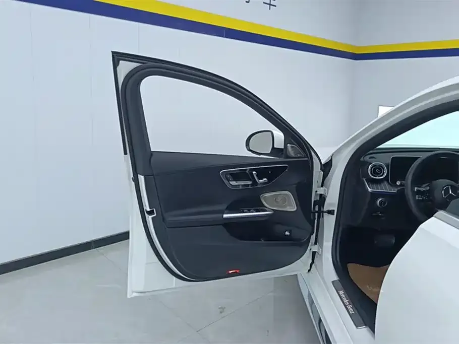 Mercedes-Benz C-Class 2023 из CN, фото 7