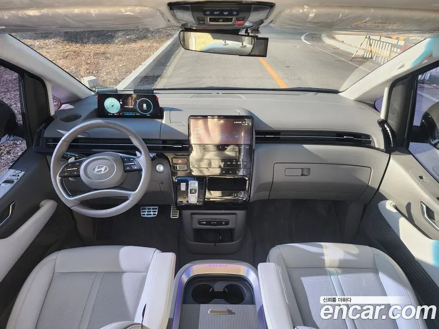 Hyundai Staria 2025 из KR, фото 10