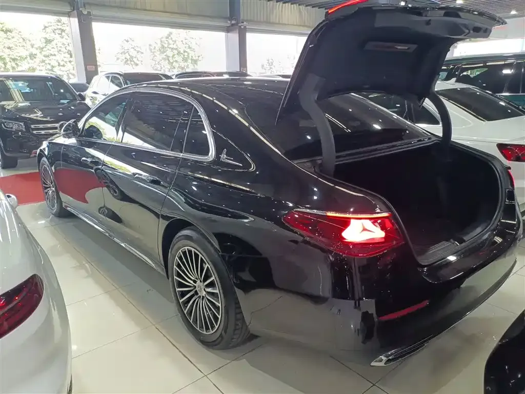 Mercedes-Benz E-Class 2025 из CN, фото 5