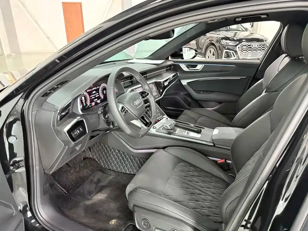 Audi A6L 2024 из CN, фото 8