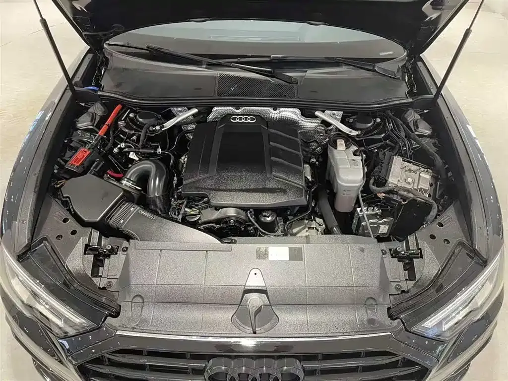 Audi A6L 2023 из CN, фото 9