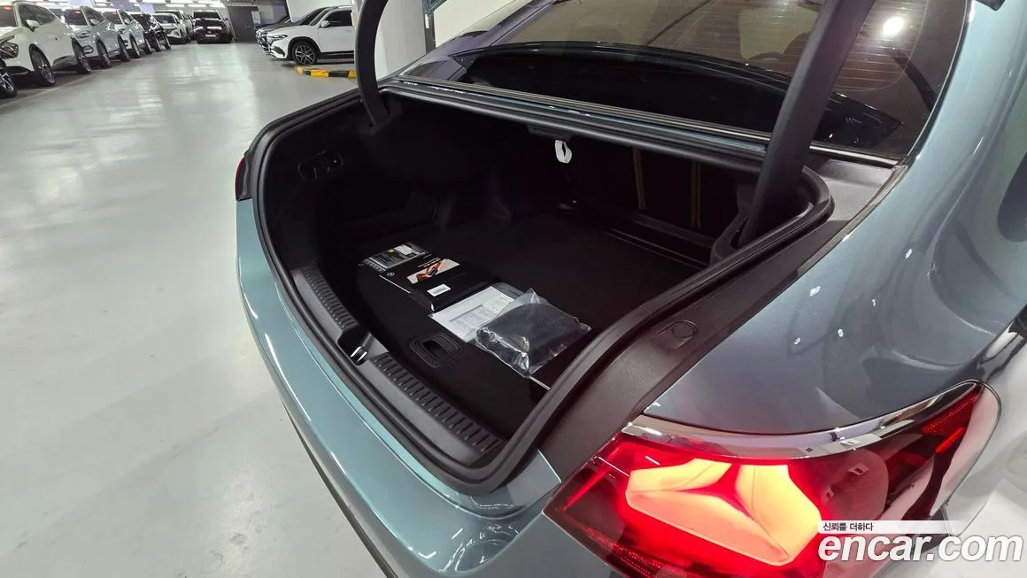 Mercedes-Benz E-Class 2025 из KR, фото 9