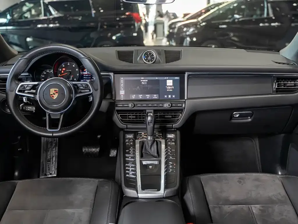 Porsche Macan 2021 из CN, фото 10