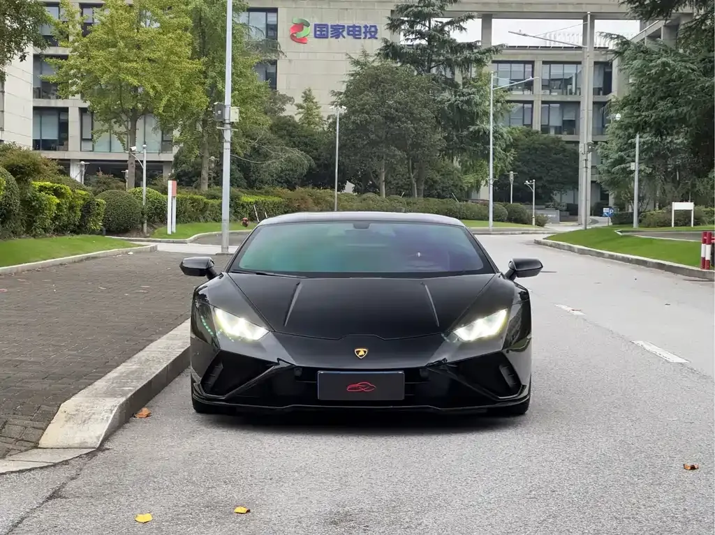 Lamborghini Huracan 2022 из CN, фото 2