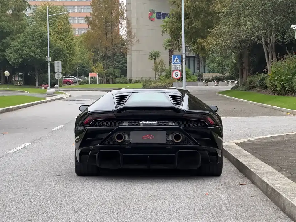 Lamborghini Huracan 2022 из CN, фото 4