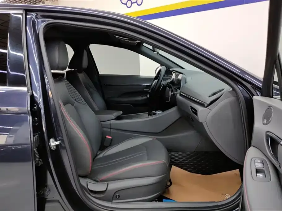 Hyundai Sonata 2021 из CN, фото 8