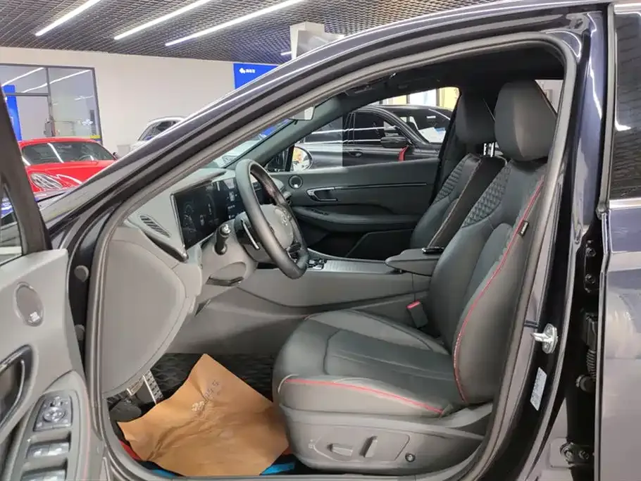 Hyundai Sonata 2021 из CN, фото 9