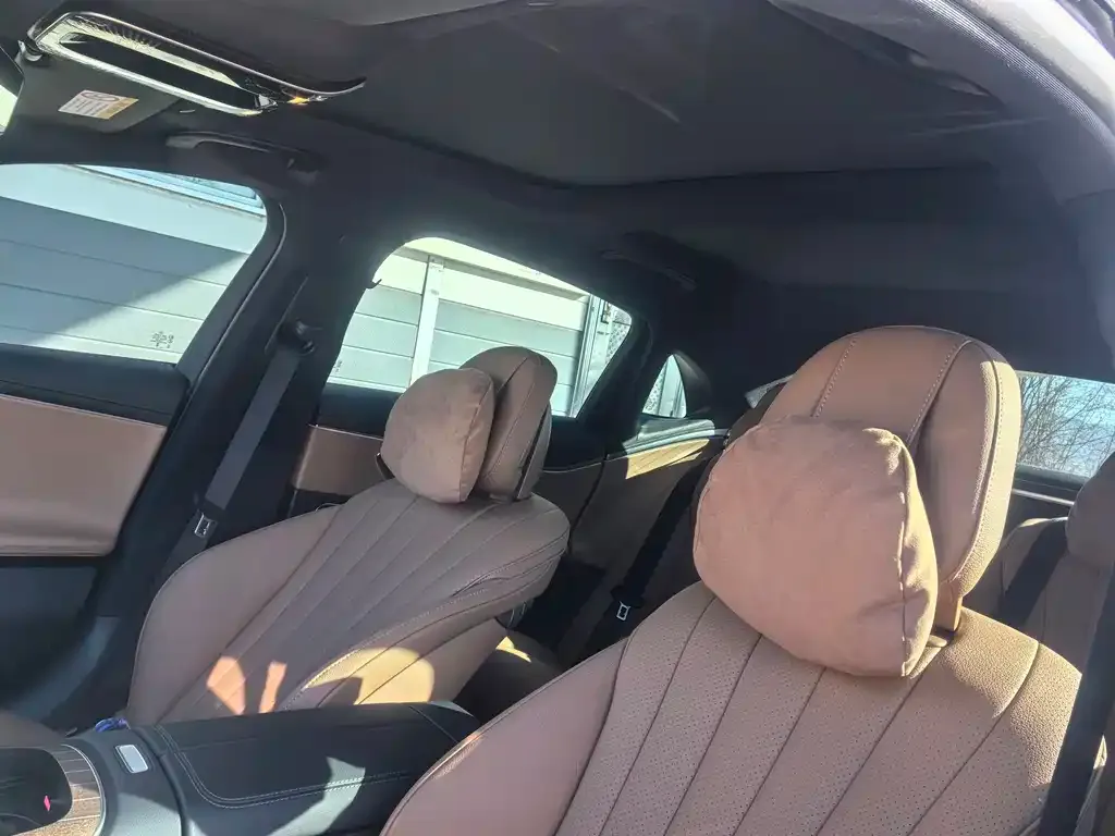 Mercedes-Benz E-Class 2024 из CN, фото 6