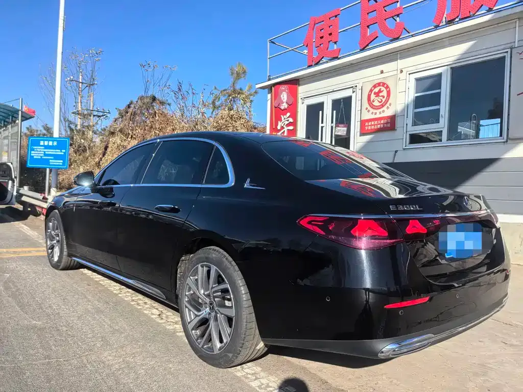 Mercedes-Benz E-Class 2024 из CN, фото 9