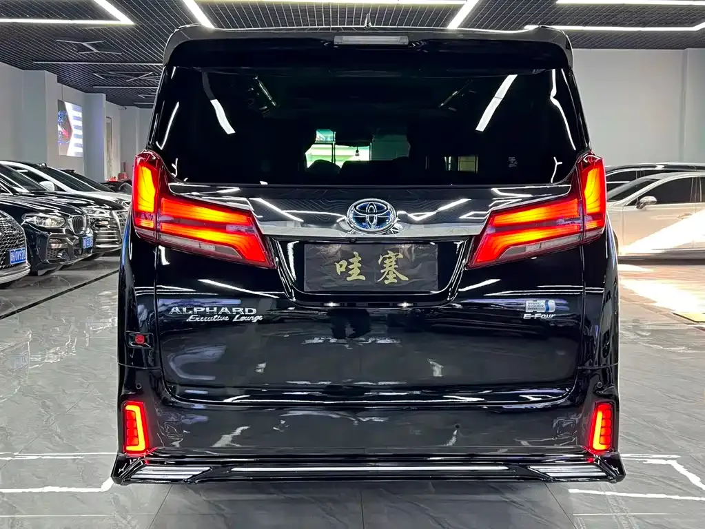 Toyota Alphard 2022 из CN, фото 4