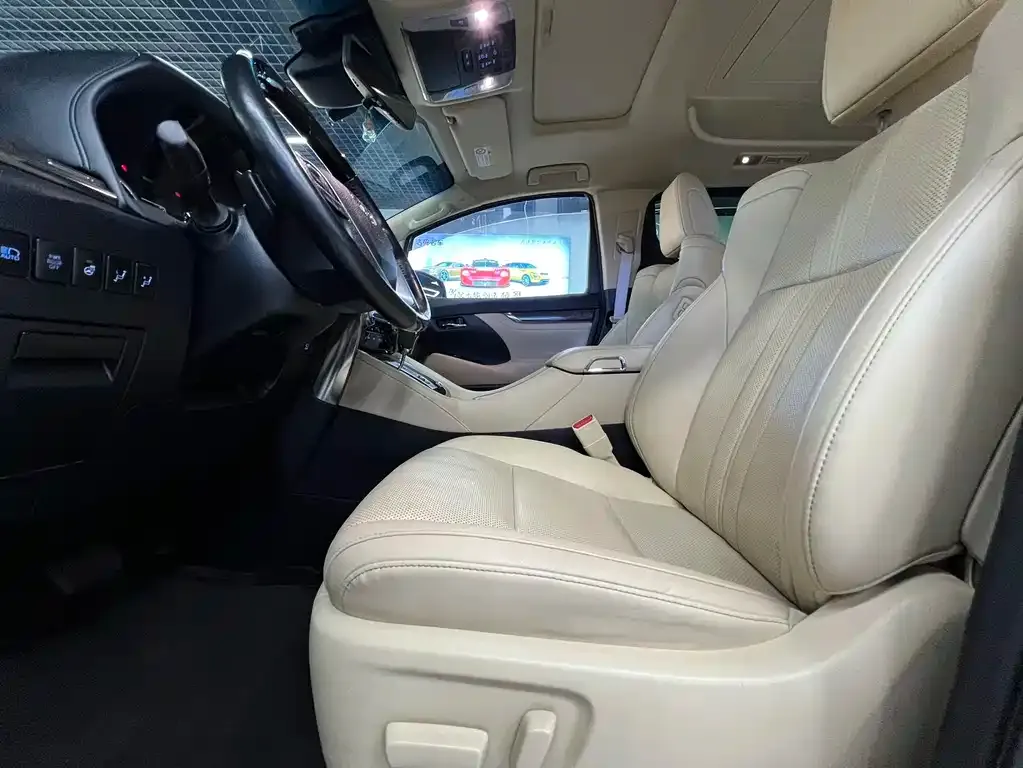 Toyota Alphard 2022 из CN, фото 6