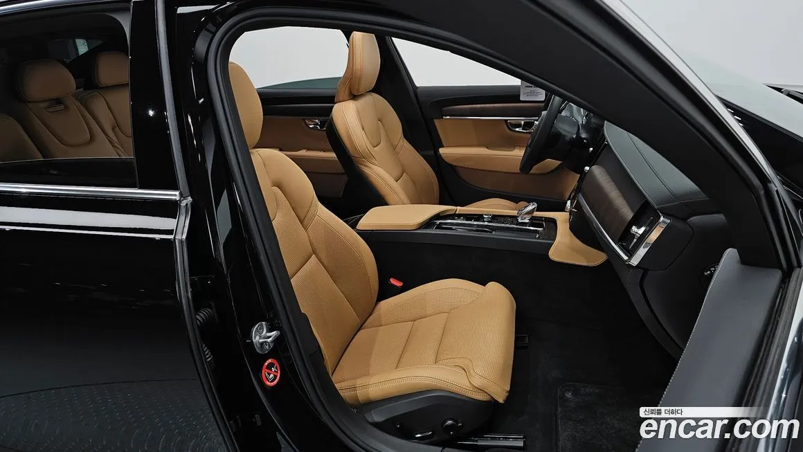 Volvo S90 2024 из KR, фото 10