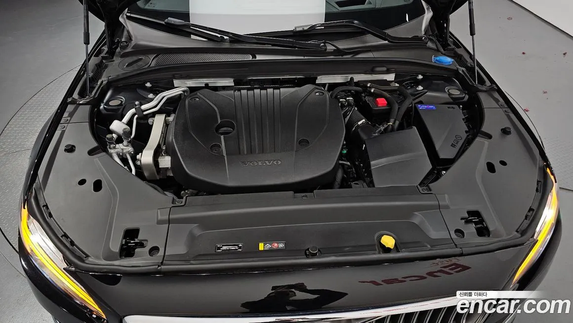 Volvo S90 2024 из KR, фото 6