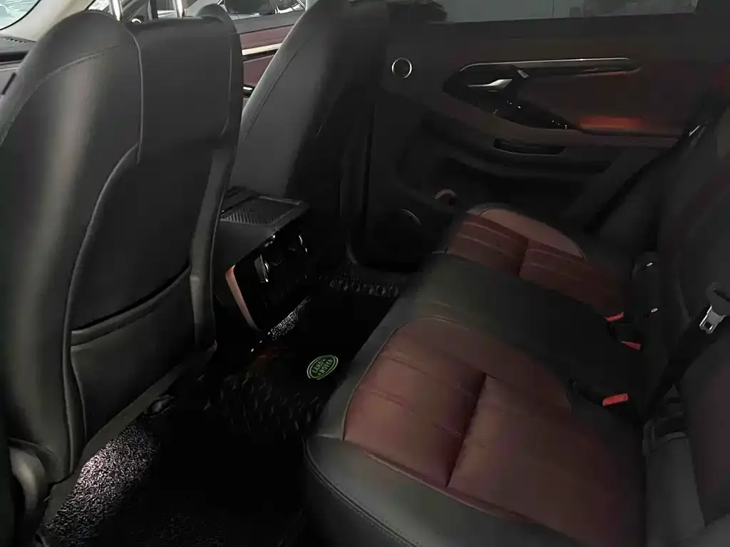 Land Rover Evoque 2024 из CN, фото 5