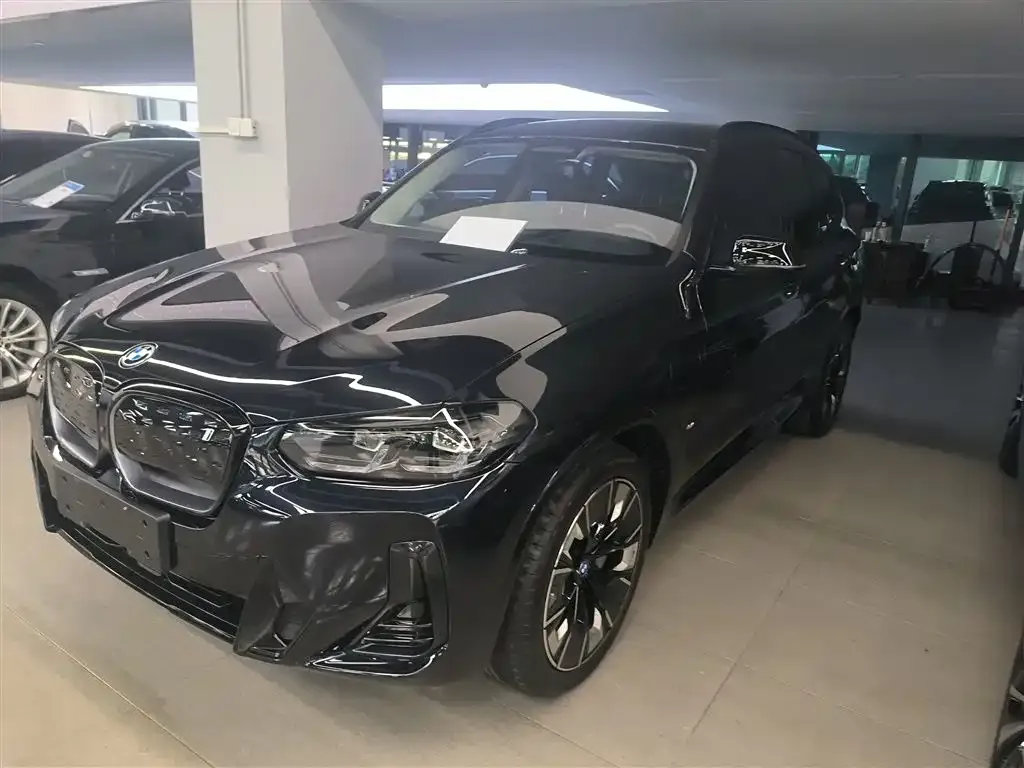 BMW iX3 2024 из CN, фото 2