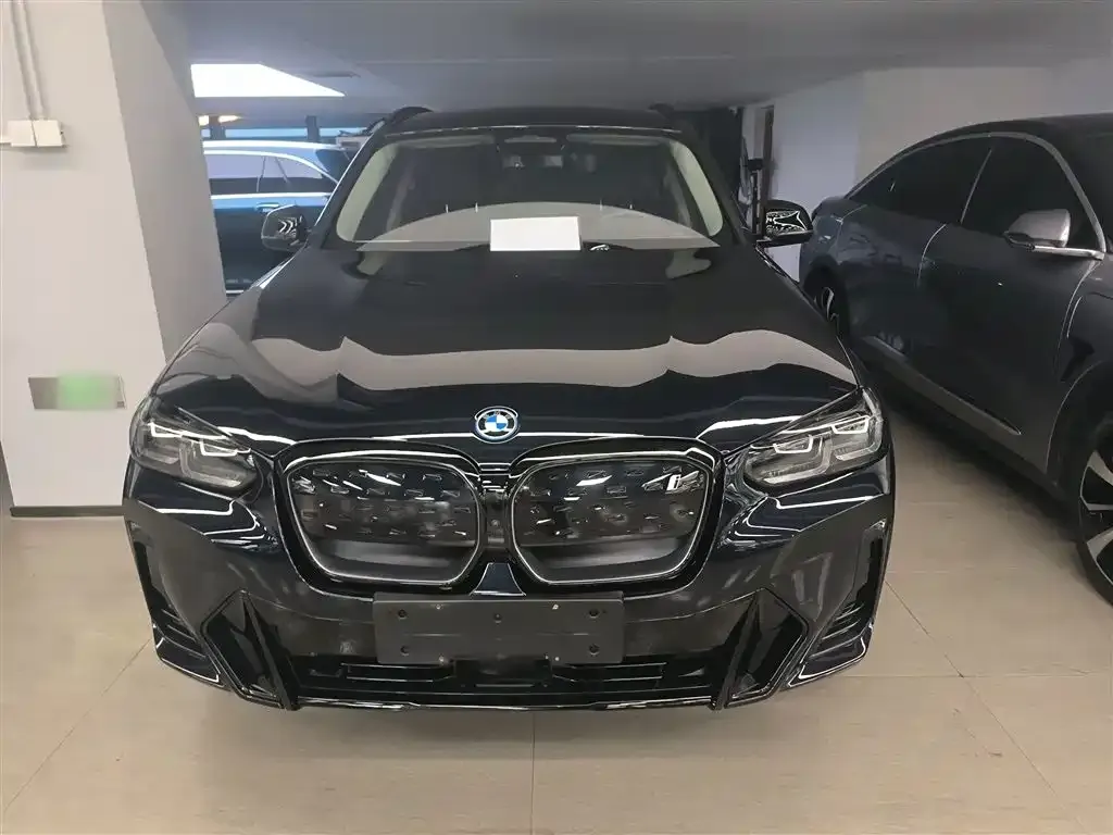 BMW iX3 2024 из CN, фото 3
