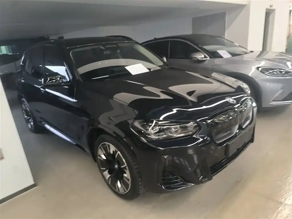 BMW iX3 2024 из CN, фото 4