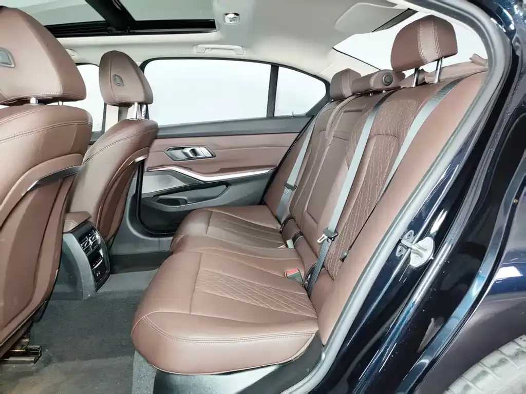 BMW 3 Series — фото 10