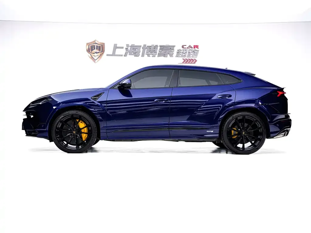 Lamborghini Urus — фото 10