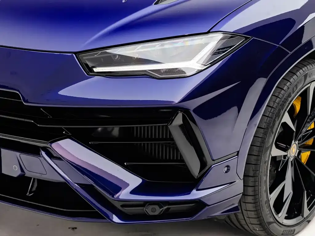 Lamborghini Urus — фото 7