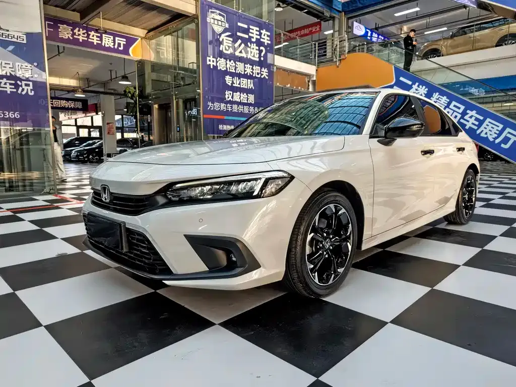 Honda Civic 2023 из CN, фото 1