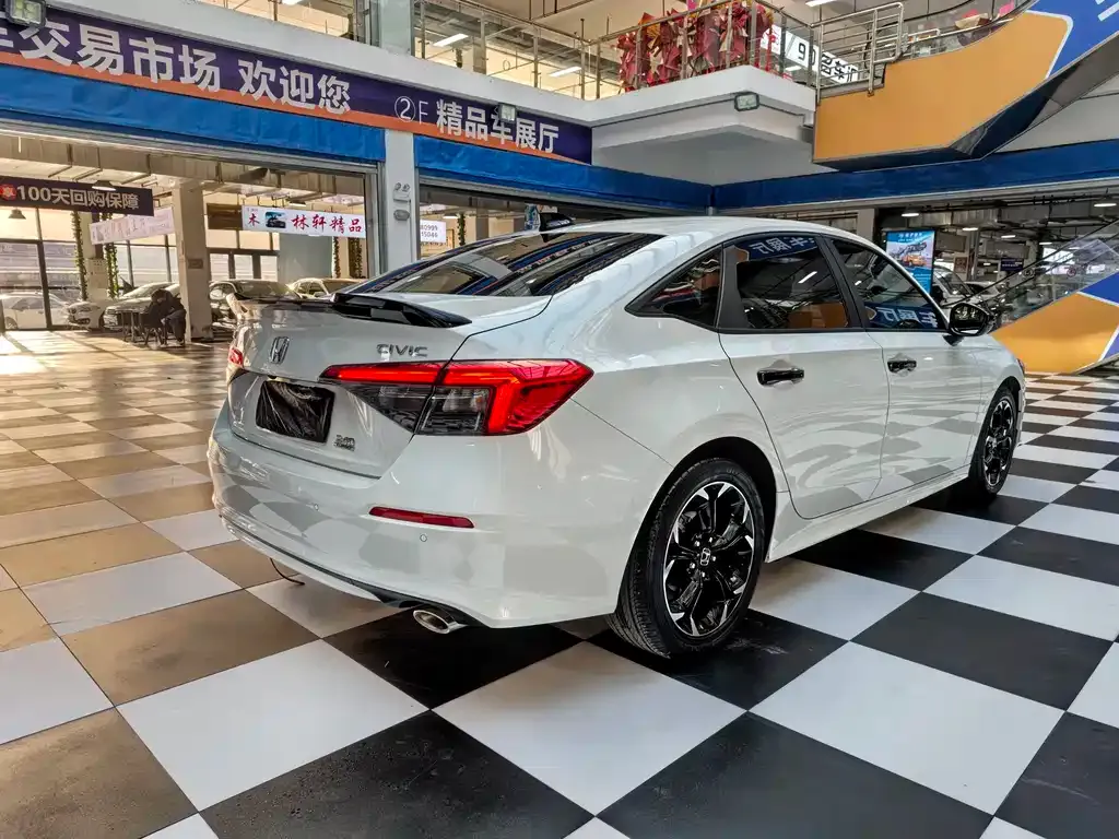 Honda Civic 2023 из CN, фото 8