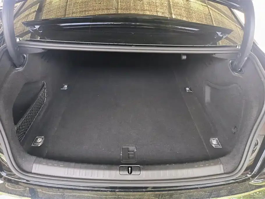 Audi A6L 2021 из CN, фото 4