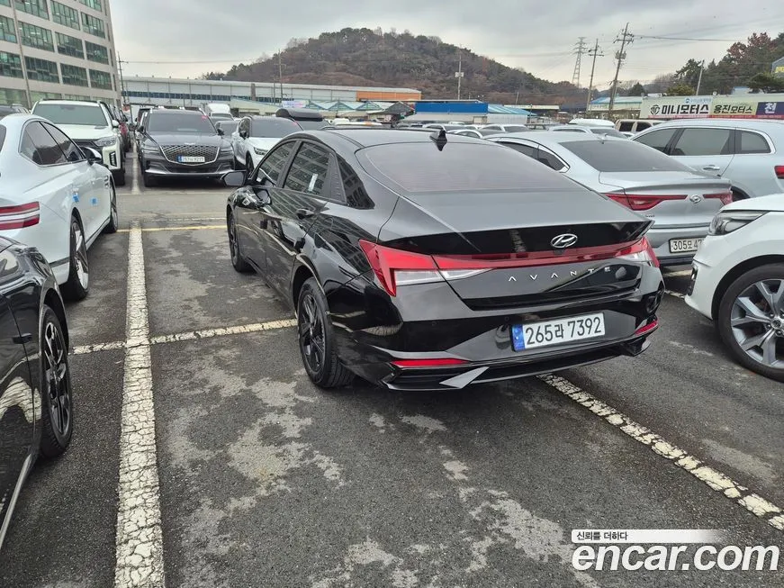 Hyundai AVANTE — фото 2