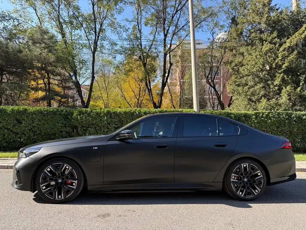 BMW i5 M60 2025 из CN, фото 3