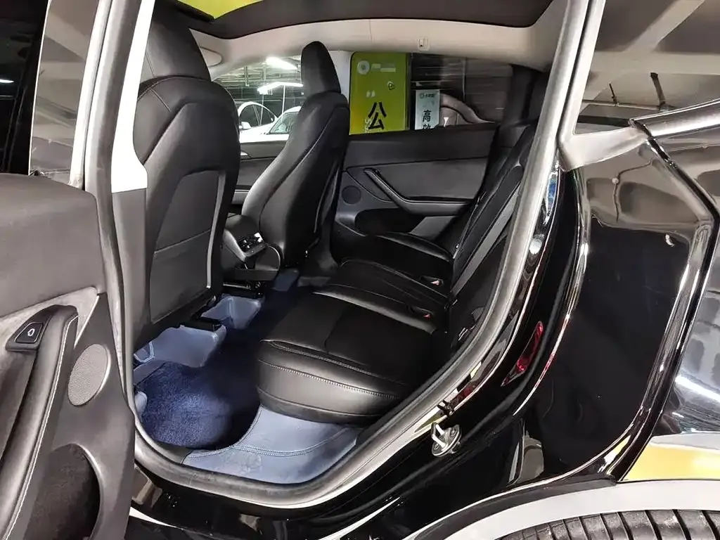 Tesla Model Y 2023 из CN, фото 6