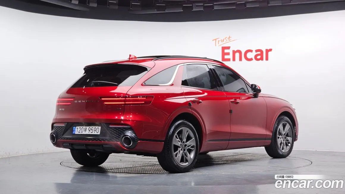 Genesis GV70 2023 из KR, фото 2