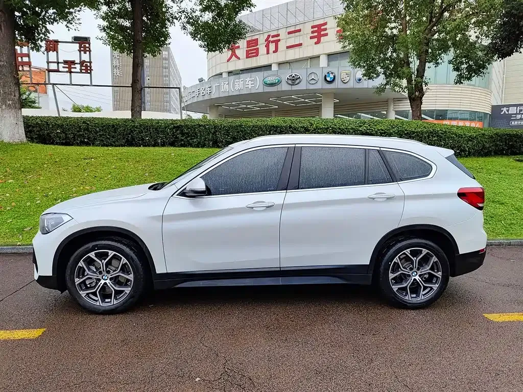 BMW X1 2021 из CN, фото 3
