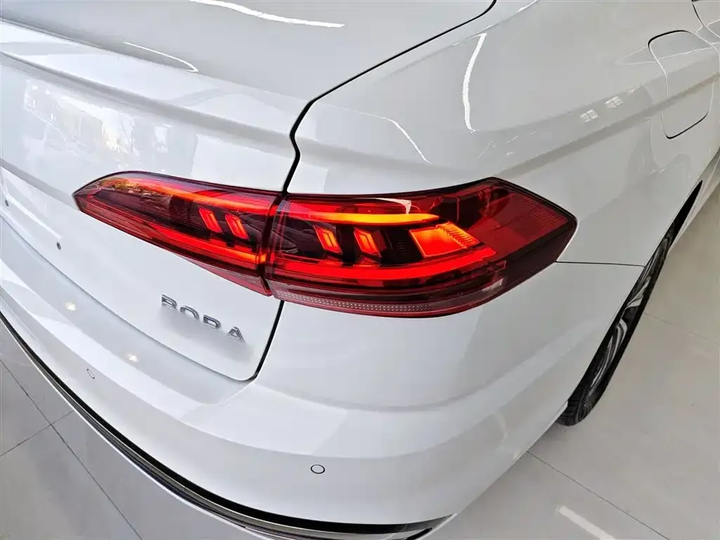Volkswagen Bora 2023 из CN, фото 8