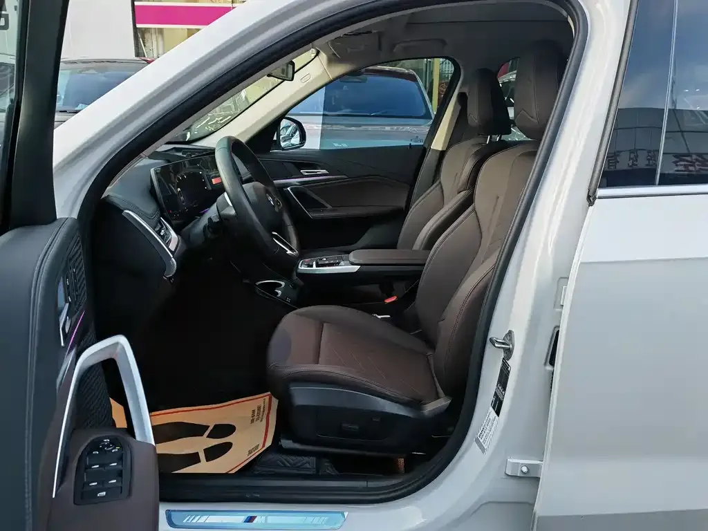 BMW X1 2023 из CN, фото 3