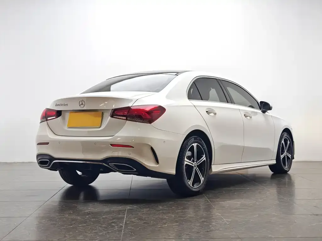 Mercedes-Benz A-Class 2023 из CN, фото 3