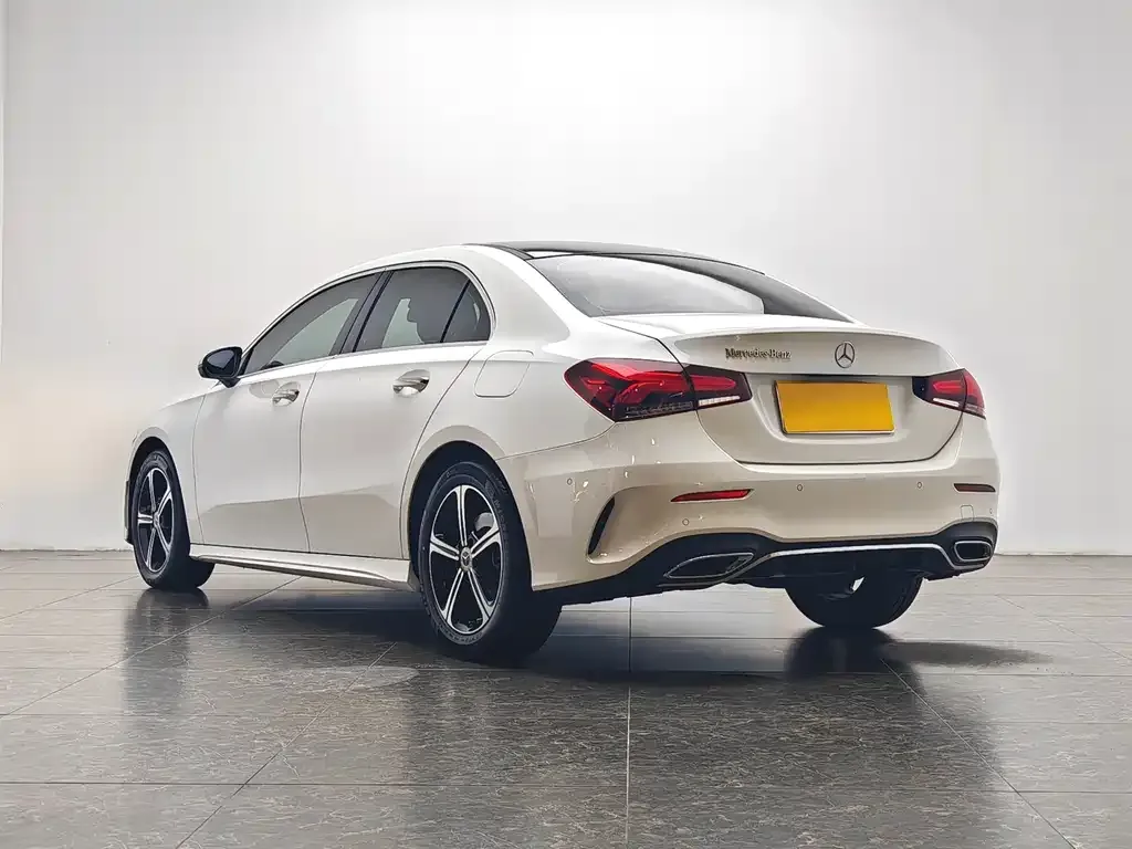 Mercedes-Benz A-Class 2023 из CN, фото 4